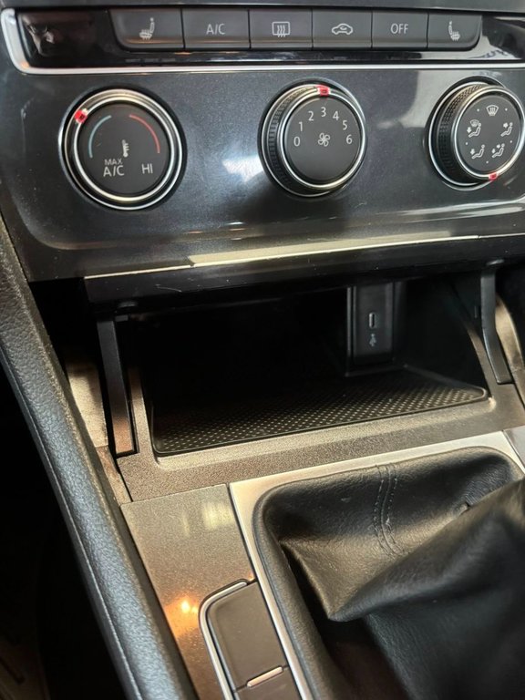 2020 Volkswagen Golf in Hawkesbury, Ontario - 21 - w1024h768px