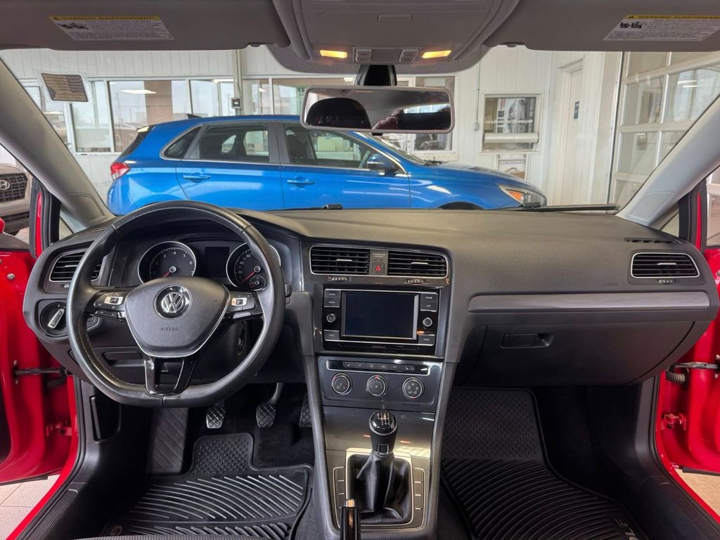 2020 Volkswagen Golf in Hawkesbury, Ontario - 19 - w1024h768px