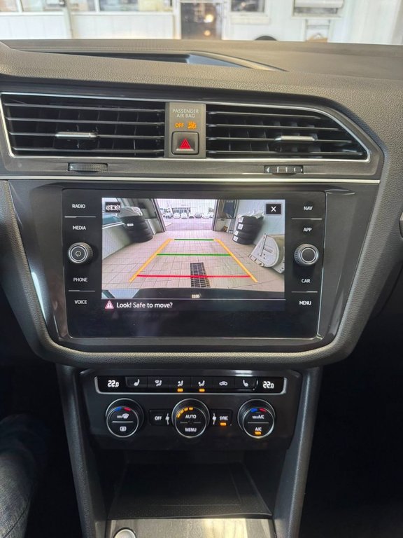 2021 Volkswagen Tiguan in Hawkesbury, Ontario - 29 - w1024h768px