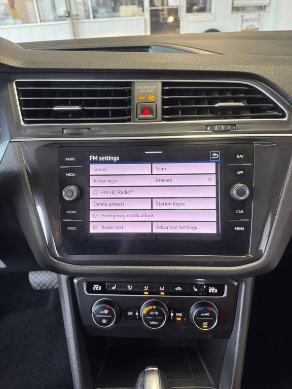 2021 Volkswagen Tiguan in Hawkesbury, Ontario - 26 - w1024h768px