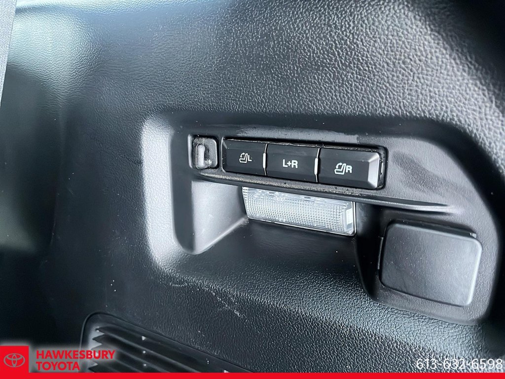 Ford Explorer ST 2023 à Hawkesbury, Ontario - 11 - w1024h768px