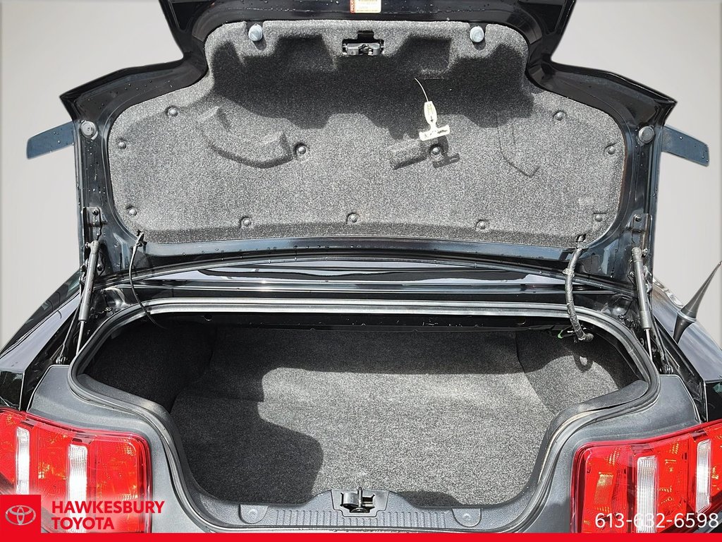 Ford Mustang GT PREMIUM CONVERTIBLE 2012 à Hawkesbury, Ontario - 22 - w1024h768px