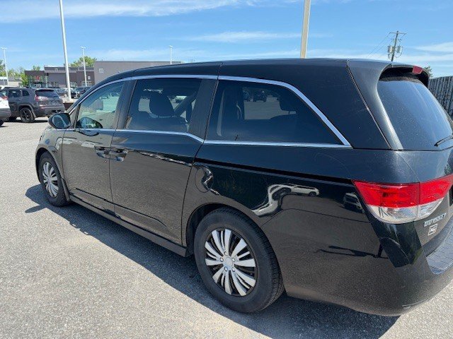 2016 Honda Odyssey LX in Hawkesbury, Ontario - 3 - w1024h768px