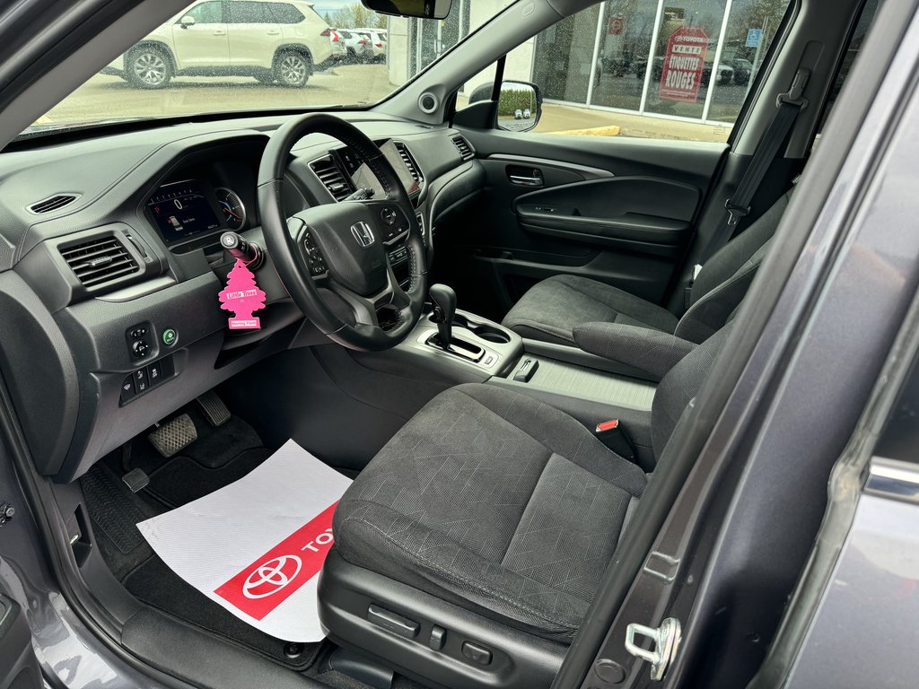 2020  Pilot EX AWD ONE OWNER LOW KM WOW 8 PASS SUNROOF in Hawkesbury, Ontario - 12 - w1024h768px