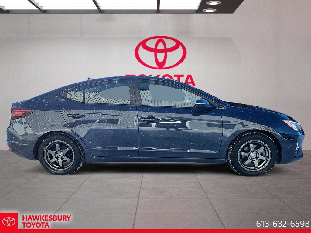 2020 Hyundai Elantra Preferred in Hawkesbury, Ontario - 8 - w1024h768px