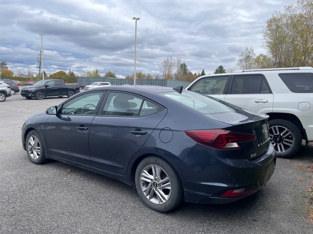 2020 Hyundai Elantra Preferred in Hawkesbury, Ontario - 3 - w1024h768px