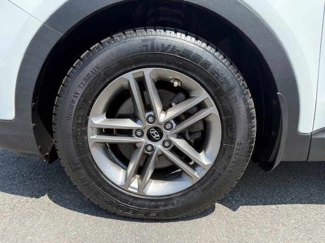 2017 Hyundai Santa Fe Sport in Hawkesbury, Ontario - 6 - w1024h768px