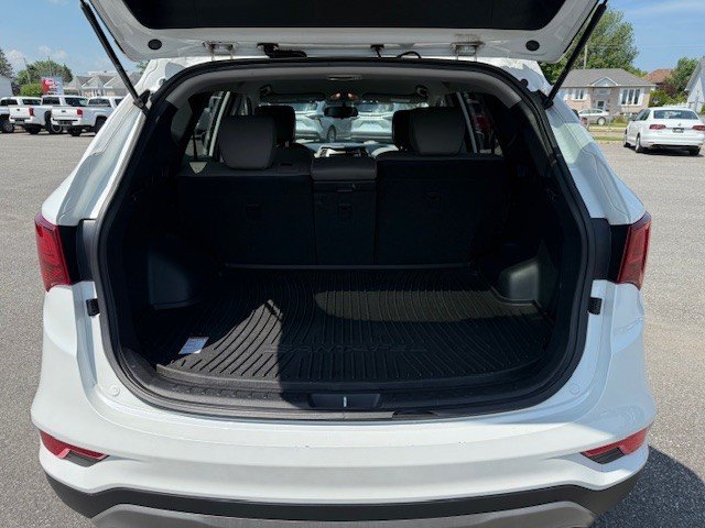2017 Hyundai Santa Fe Sport in Hawkesbury, Ontario - 7 - w1024h768px