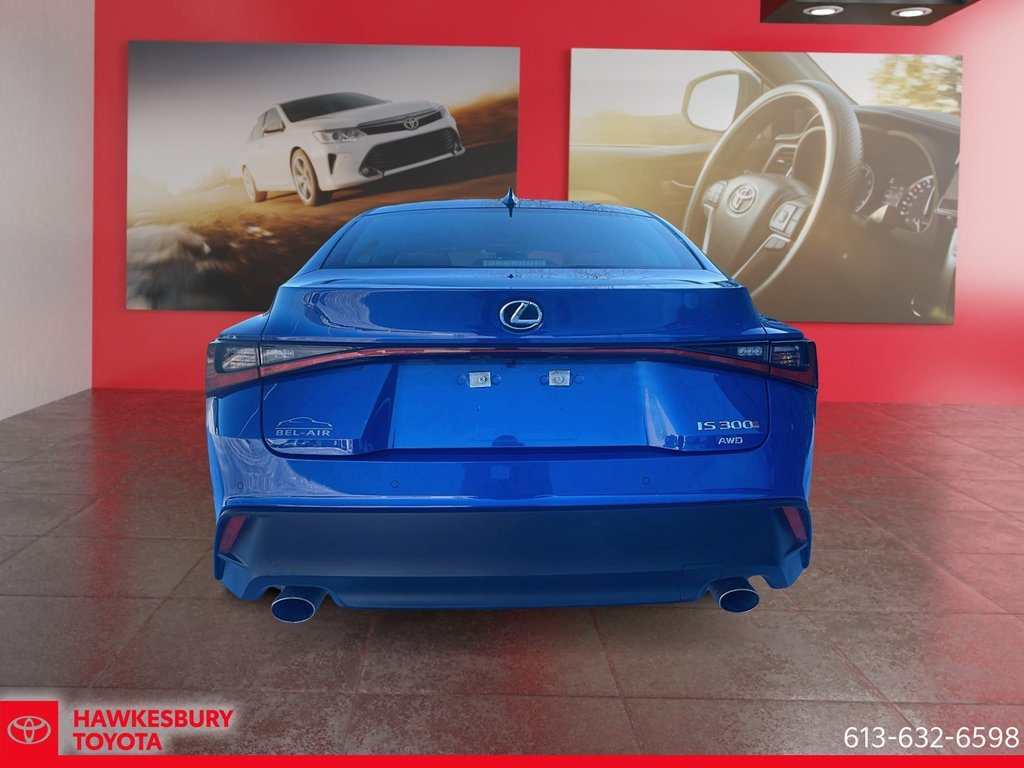 Lexus IS 300 2023 à Hawkesbury, Ontario - 3 - w1024h768px