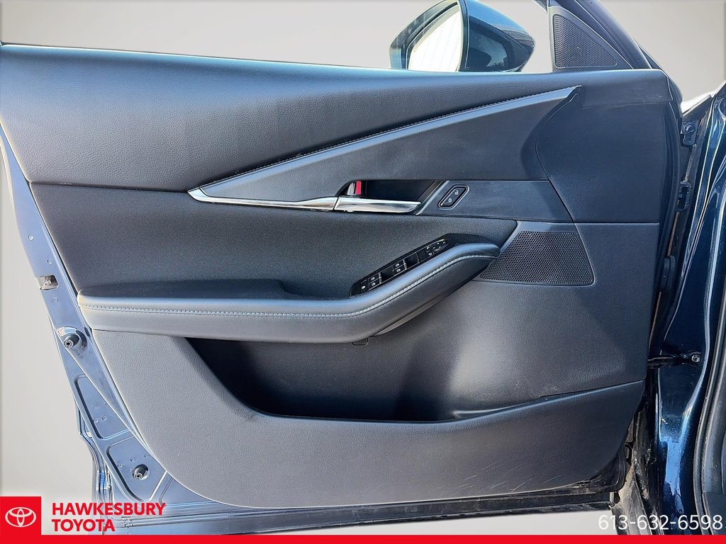 2024 Mazda CX-30 GS in Hawkesbury, Ontario - 12 - w1024h768px