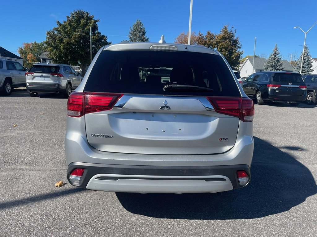Mitsubishi Outlander ES 2020 à Hawkesbury, Ontario - 4 - w1024h768px