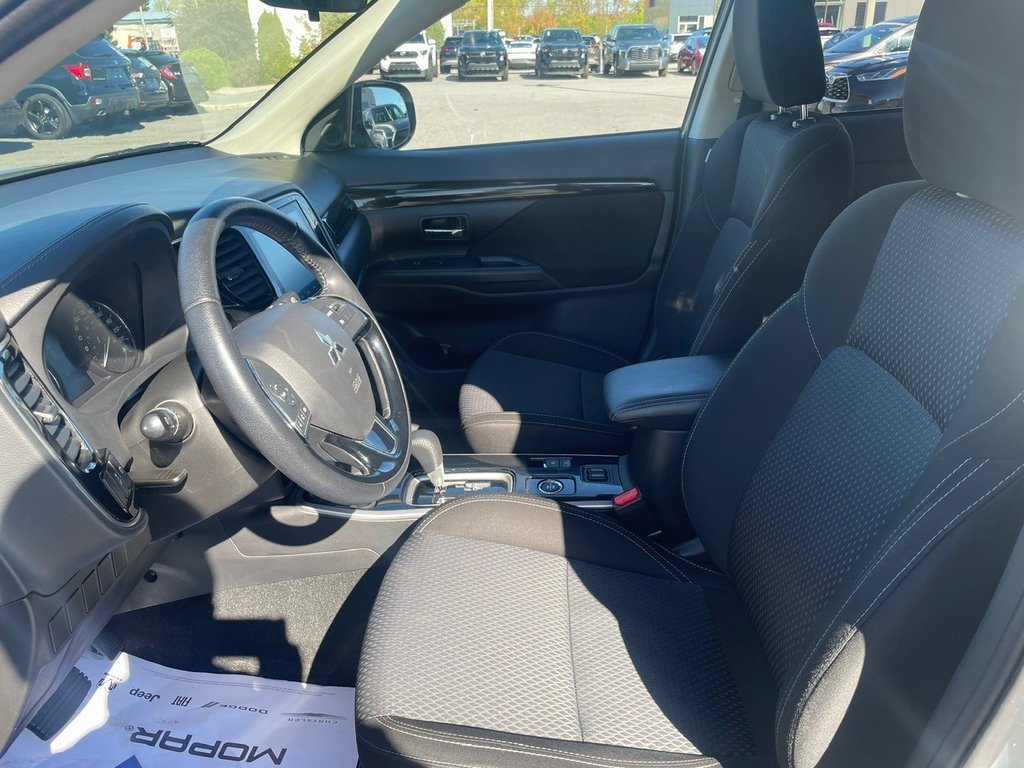 Mitsubishi Outlander ES 2020 à Hawkesbury, Ontario - 14 - w1024h768px