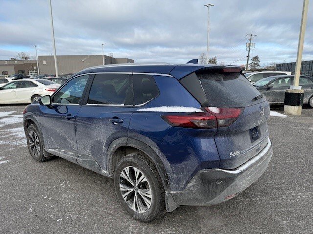 2023 Nissan Rogue AWD SV Moonroof in Hawkesbury, Ontario - 3 - w1024h768px