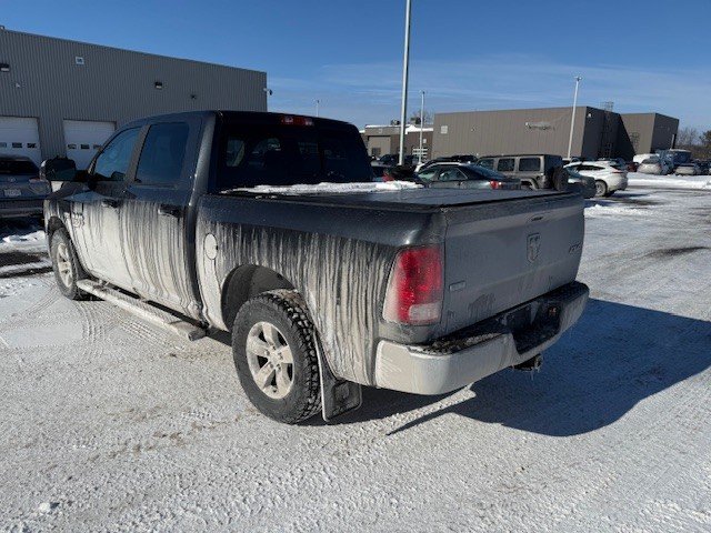 2021 Ram 1500 Classic SLT in Hawkesbury, Ontario - 3 - w1024h768px