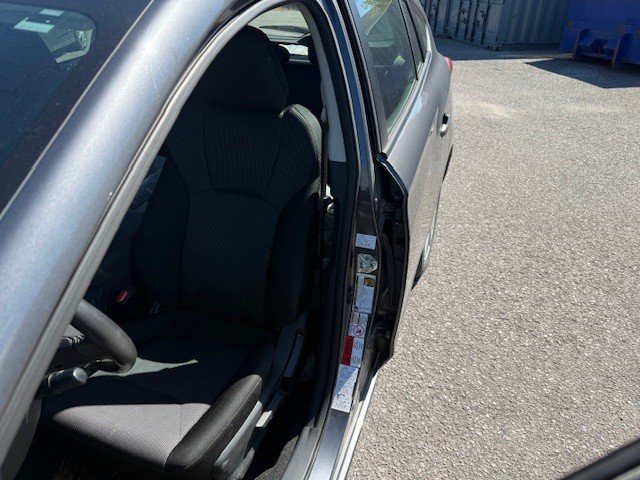 2018 Subaru Impreza Touring in Hawkesbury, Ontario - 6 - w1024h768px