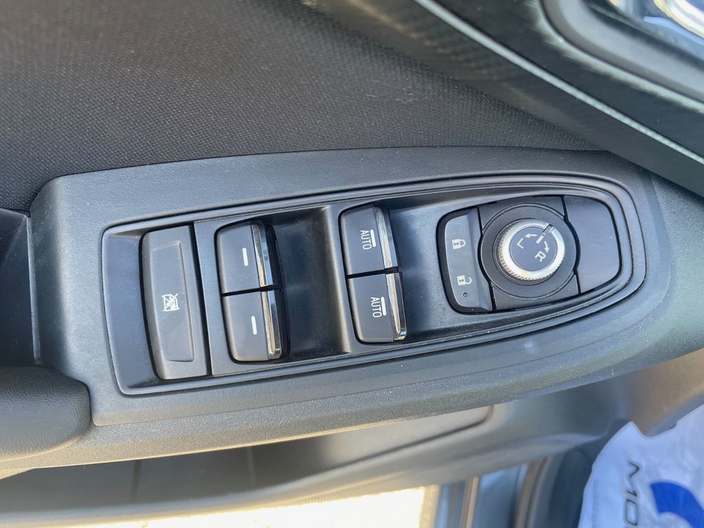 2018 Subaru Impreza Touring in Hawkesbury, Ontario - 7 - w1024h768px