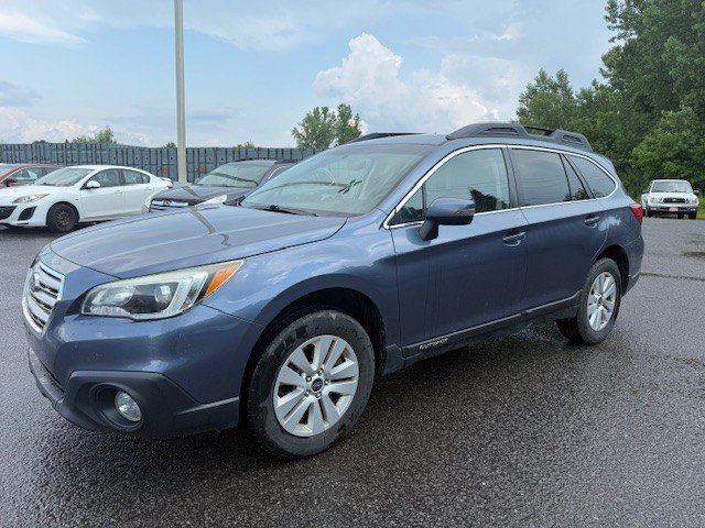 2015 Subaru Outback Touring in Hawkesbury, Ontario - 1 - w1024h768px
