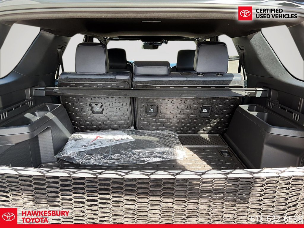 Toyota 4Runner Hybrid  2025 à Hawkesbury, Ontario - 9 - w1024h768px