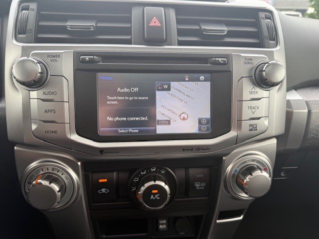 Toyota 4Runner SR5 2019 à Hawkesbury, Ontario - 14 - w1024h768px