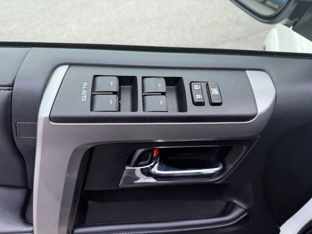 Toyota 4Runner SR5 2019 à Hawkesbury, Ontario - 11 - w1024h768px