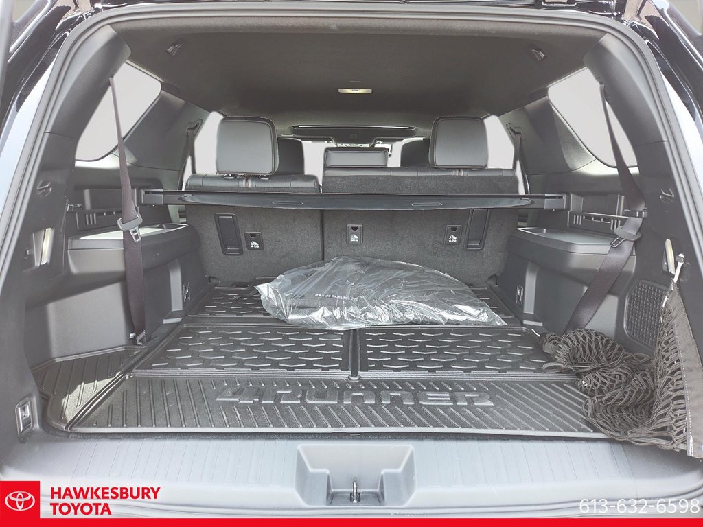 2025 Toyota 4Runner LIMITED 4X4 in Hawkesbury, Ontario - 9 - w1024h768px