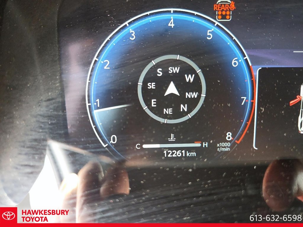 2025 Toyota 4Runner LIMITED 4X4 in Hawkesbury, Ontario - 16 - w1024h768px