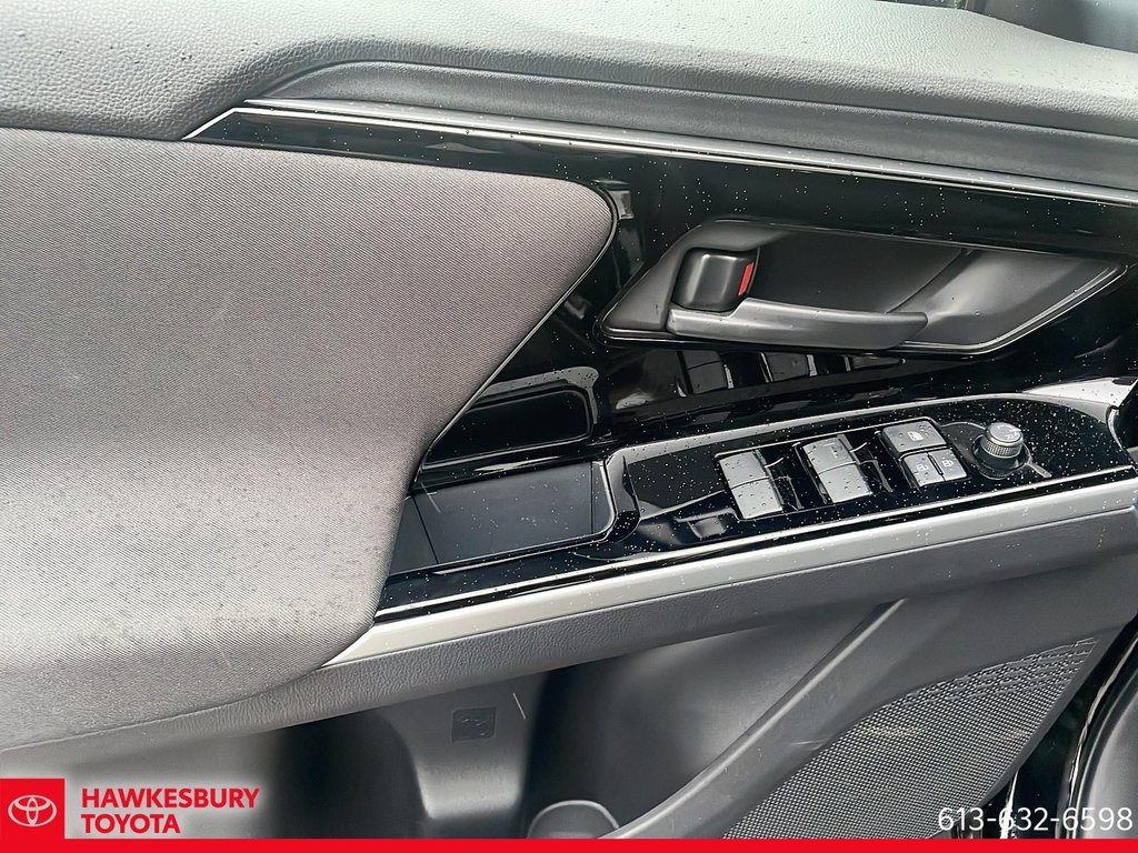 Toyota BZ4X LE AWD 2025 à Hawkesbury, Ontario - 14 - w1024h768px