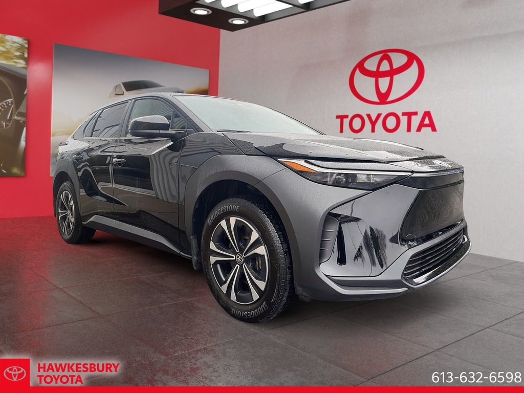 Toyota BZ4X LE AWD 2025 à Hawkesbury, Ontario - 2 - w1024h768px