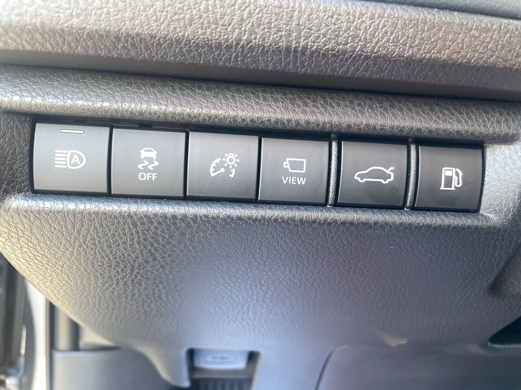 2025 Toyota Camry Hybrid XSE AWD in Hawkesbury, Ontario - 10 - w1024h768px