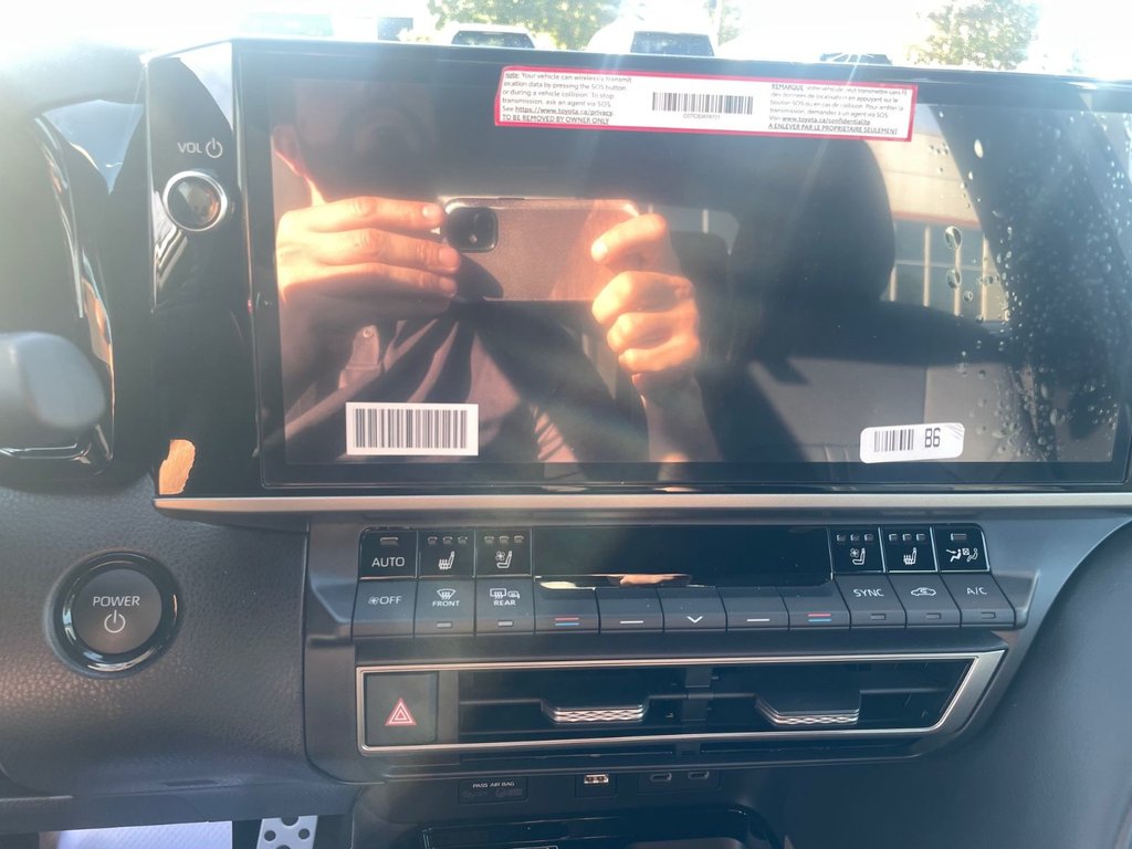 2025 Toyota Camry Hybrid XSE AWD in Hawkesbury, Ontario - 13 - w1024h768px