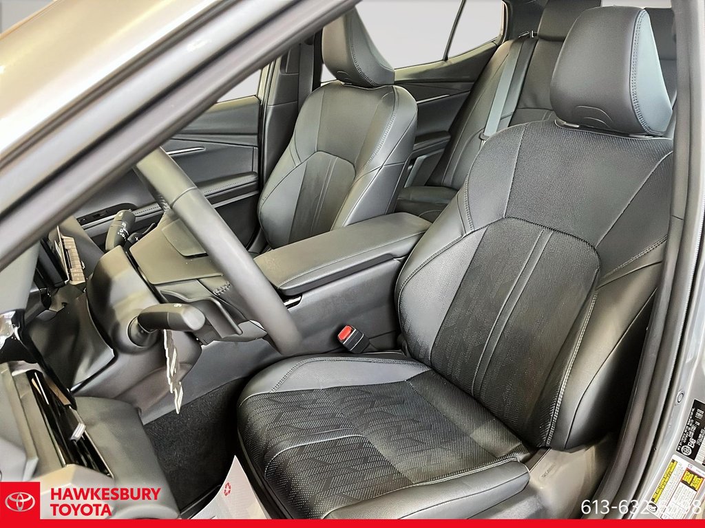 2025 Toyota Camry Hybrid XSE AWD in Hawkesbury, Ontario - 9 - w1024h768px