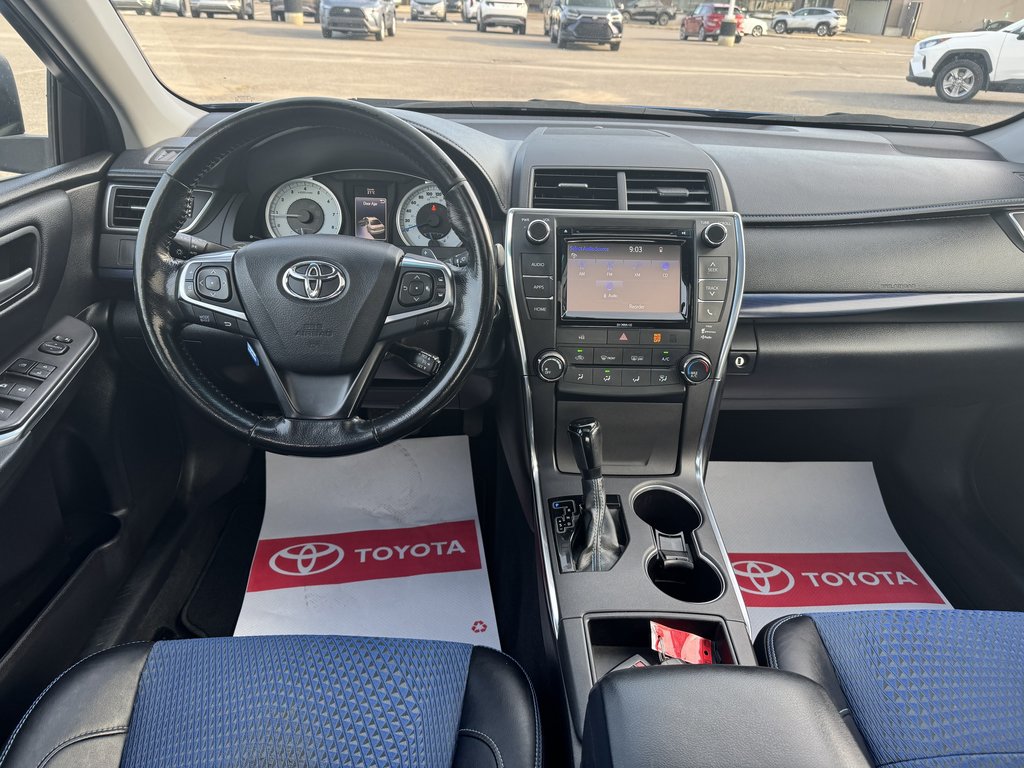 Camry XSE 4CYL CAMRY MAGS BT CLIMATE CONTROLE 2016 à Hawkesbury, Ontario - 11 - w1024h768px