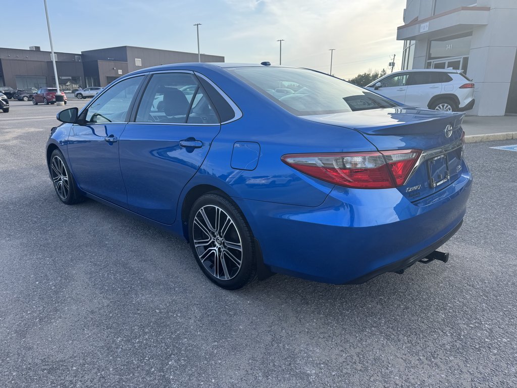 Camry XSE 4CYL CAMRY MAGS BT CLIMATE CONTROLE 2016 à Hawkesbury, Ontario - 3 - w1024h768px