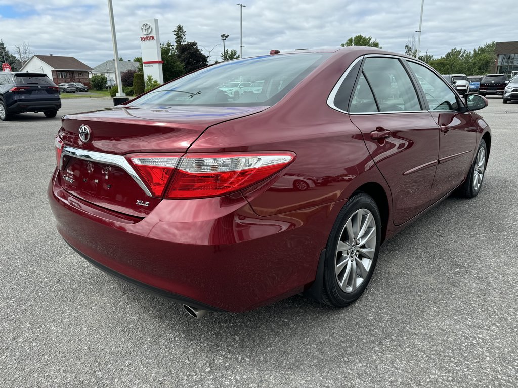 2017  Camry XLE V6 ONE OWNER LEATHER ROOF NAVIGATION 88759KM in Hawkesbury, Ontario - 4 - w1024h768px