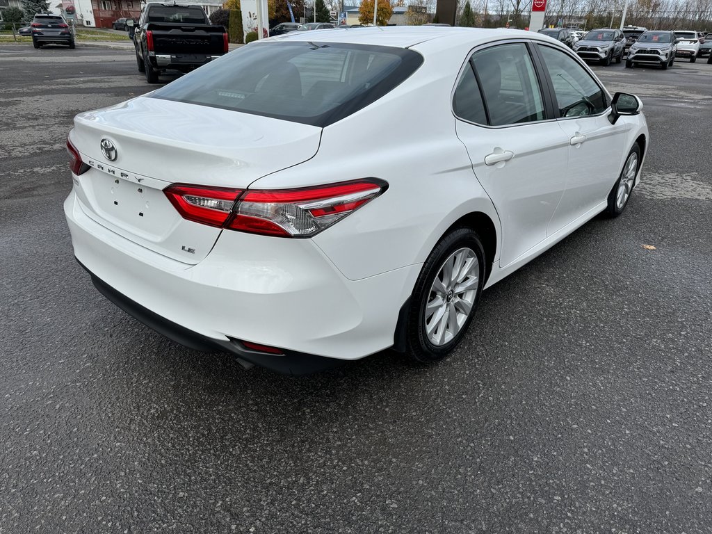 Camry LE ONE OWNER LOW KM 18038 WOW TOYOTA CERTIFIED MAG 2020 à Hawkesbury, Ontario - 4 - w1024h768px