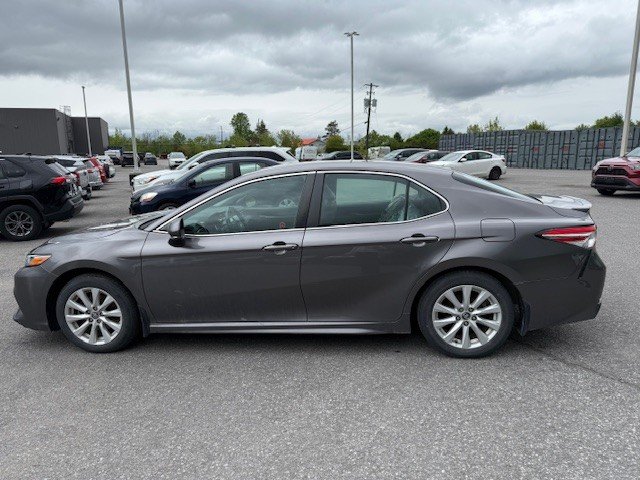 Toyota Camry SE 2020 à Hawkesbury, Ontario - 6 - w1024h768px
