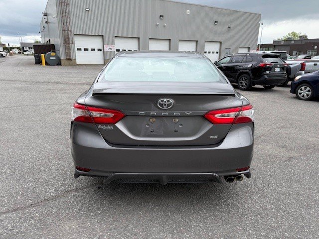 Toyota Camry SE 2020 à Hawkesbury, Ontario - 4 - w1024h768px