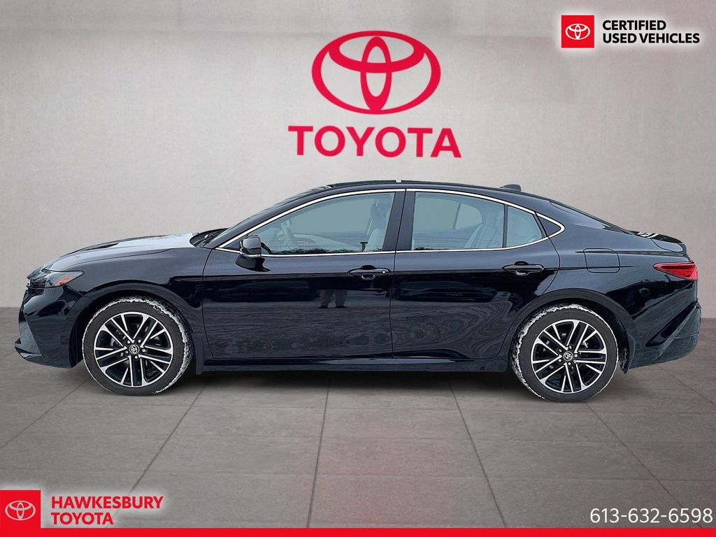 2026 Toyota Camry HYBRID XLE AWD in Hawkesbury, Ontario - 7 - w1024h768px