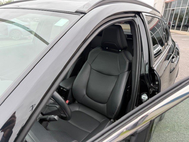 2022 Toyota COROLLA CROSS XLE in Hawkesbury, Ontario - 9 - w1024h768px