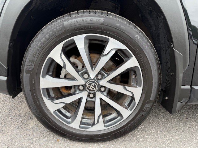 2022 Toyota COROLLA CROSS XLE in Hawkesbury, Ontario - 7 - w1024h768px