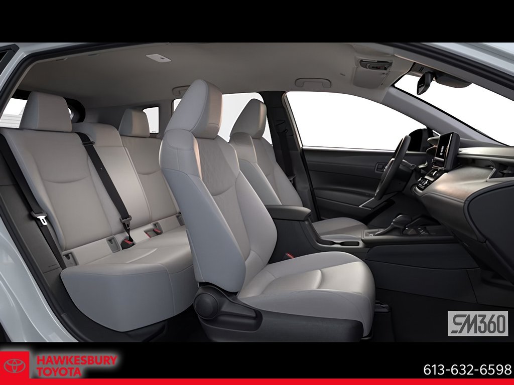 2026 Toyota Corolla Cross L FWD in Hawkesbury, Ontario - 6 - w1024h768px