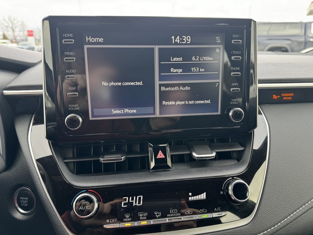 2019  Corolla Hatchback SE ONE OWNER ECP 84/200,000KM MAGS TOYOTA CERT in Hawkesbury, Ontario - 12 - w1024h768px