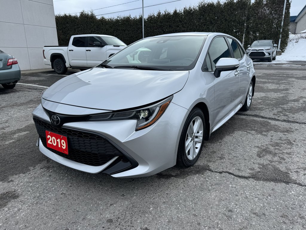 2019  Corolla Hatchback SE ONE OWNER ECP 84/200,000KM MAGS TOYOTA CERT in Hawkesbury, Ontario - 1 - w1024h768px