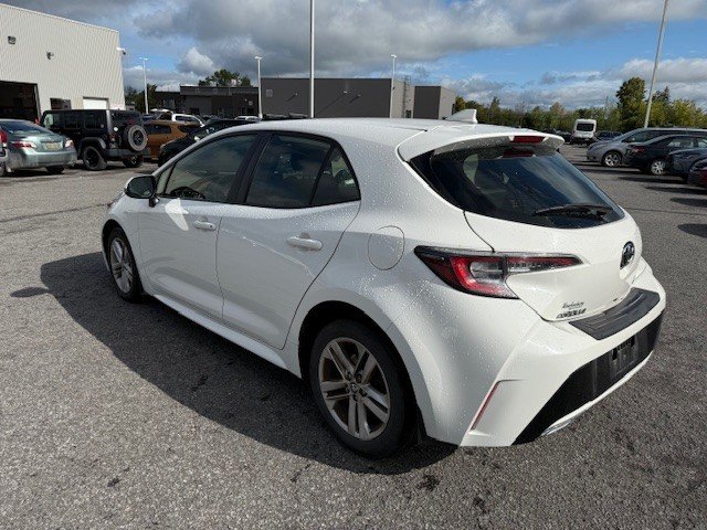 2021 Toyota Corolla Hatchback SE in Hawkesbury, Ontario - 3 - w1024h768px