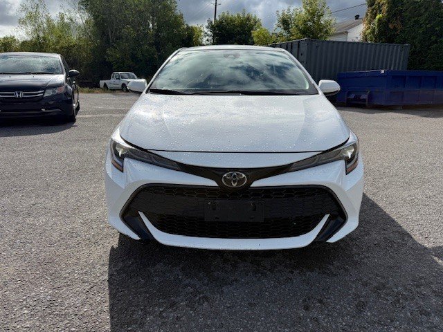 2021 Toyota Corolla Hatchback SE in Hawkesbury, Ontario - 2 - w1024h768px