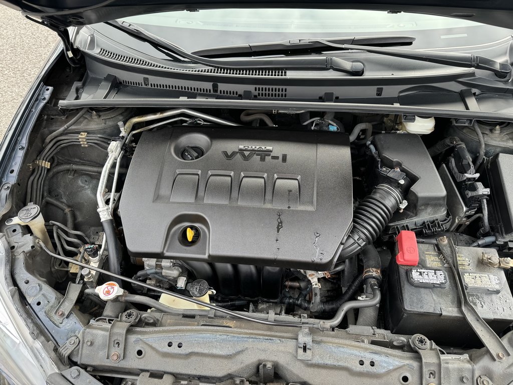 2017  Corolla SE CVT in Hawkesbury, Ontario - 17 - w1024h768px