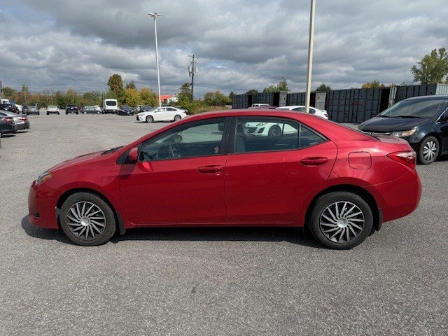 2017 Toyota Corolla LE in Hawkesbury, Ontario - 6 - w1024h768px
