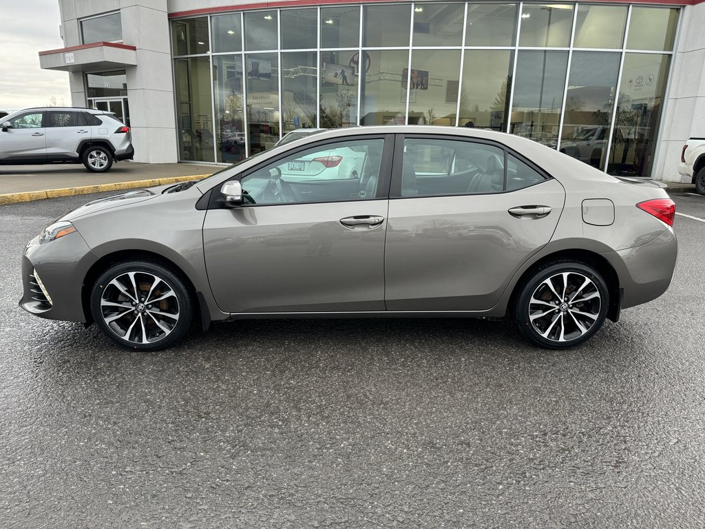 Corolla XSE NAVIGATION LEATHER MAGS PWR HEATED SEATS 2019 à Hawkesbury, Ontario - 2 - w1024h768px