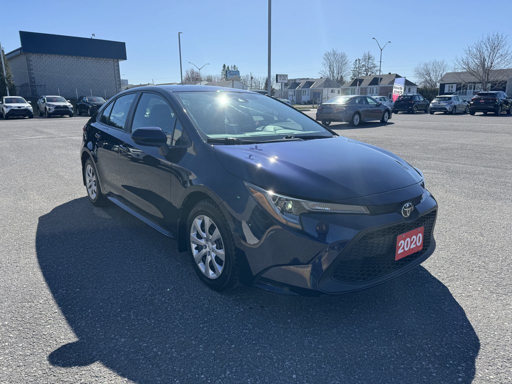 2020  Corolla LE CVT ONE OWNER TOYOTA CERTIFIED APPLE CARPLAY in Hawkesbury, Ontario - 5 - w1024h768px