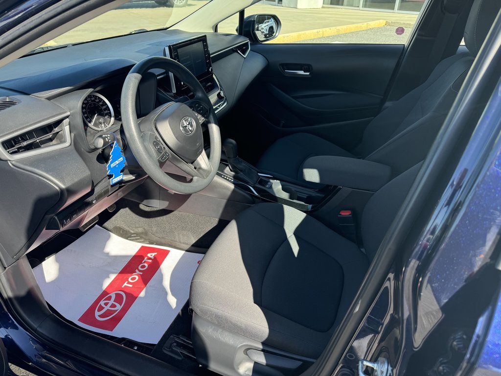 Corolla LE CVT ONE OWNER TOYOTA CERTIFIED APPLE CARPLAY 2020 à Hawkesbury, Ontario - 10 - w1024h768px